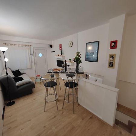 Apartman Oli Zára Kültér fotó
